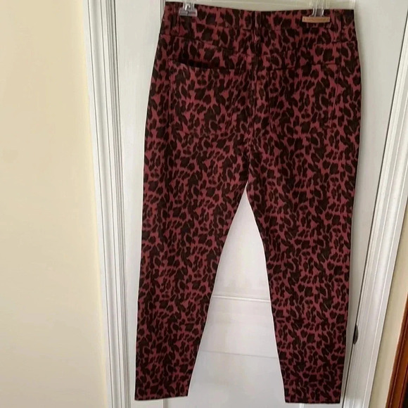 Leopard Print Long Pants Straight Leg Womens 10 Stretch Mob Wife Unique - Picture 4 of 17